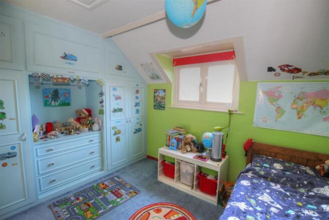 BEDROOM TW0