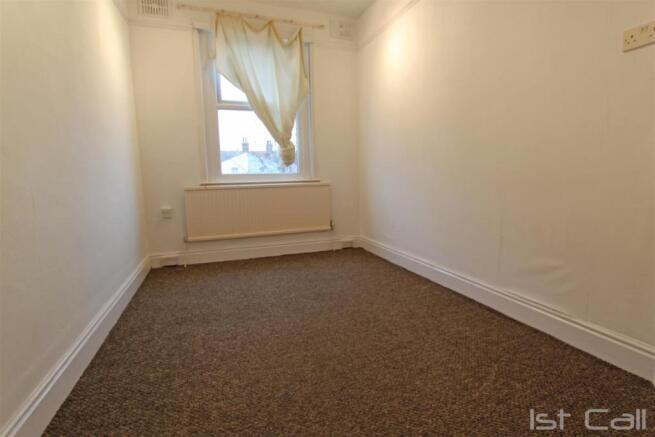 bedroom 3.jpg