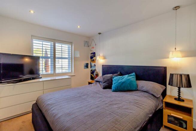 8594308-interior09-800.jpg