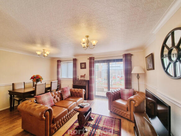 3 bed Semi-Detached for sale Image 11