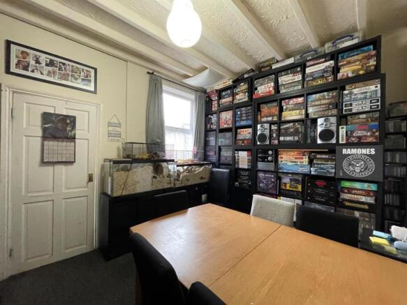 2 bed Terraced for sale Image 6
