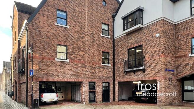 Galena Road, 34 W6 main pic V2.jpg