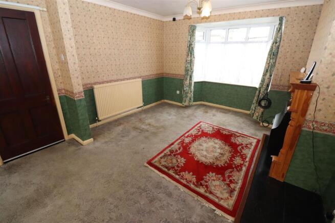 Lounge / Dining Room