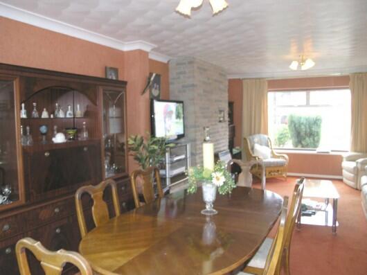 Sitting/Dining Room