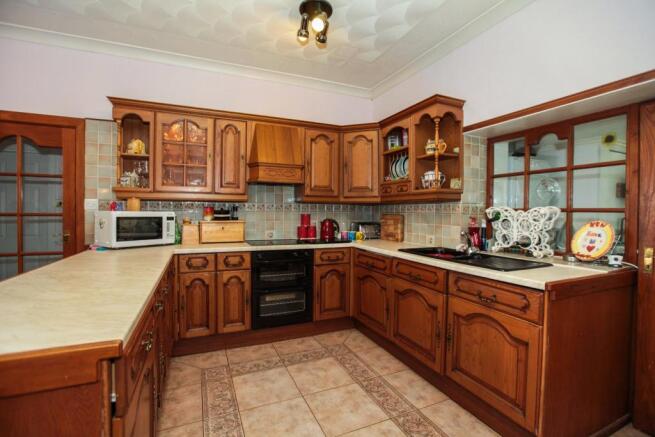 Kitchen/lounge