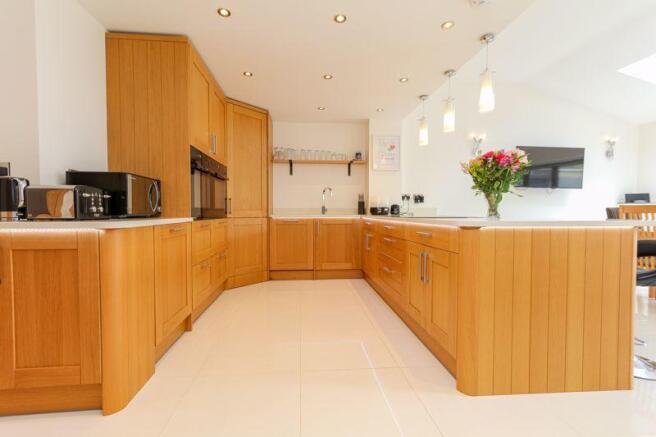 Kitchen/Living...