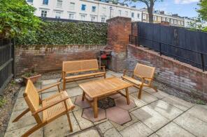 Flat 41, 79 Stourhead House, Tachbrook Street, London SW1V 2QP