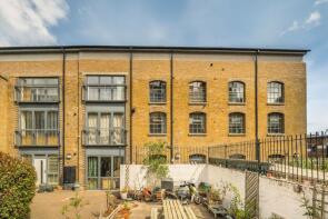 8, 489a Theatre Place, New Cross Road, London SE14 6TQ