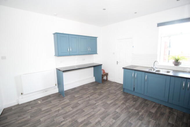 2 bed End of Terrace for sale Image 4