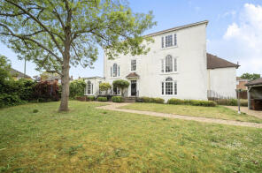 3, 147 Warwick House, Church Lane East, Aldershot GU11 3ST