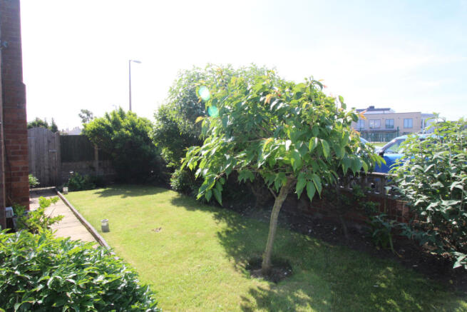 Side garden
