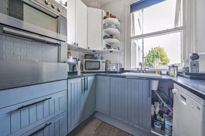 Kitchen shot 3