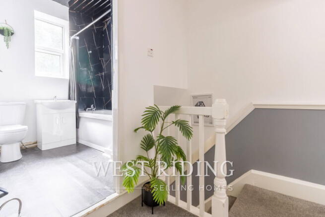 2 bed Terraced for sale Image 11