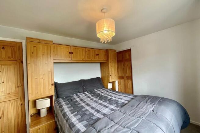 3 bed Bungalow for sale Image 11