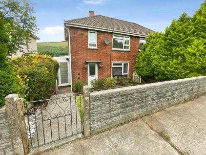Pen-Y-Mynydd, Bettws, CF32