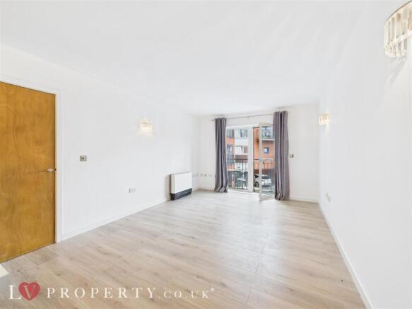 CAM05016G0-PR0065-ST