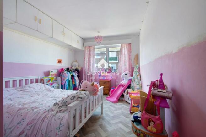 Photo 8