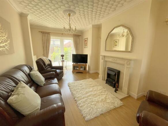 Living/Dining Room