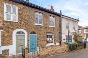 33, Reynolds Place, London SE3 8SX