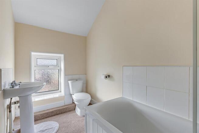 1 bed Flat for sale Image 5