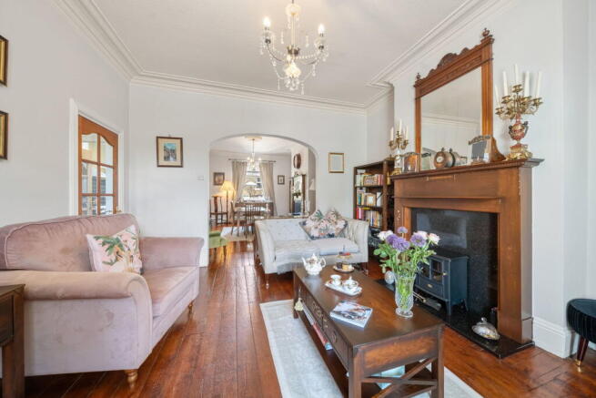 4 bed Terraced for sale Image 4