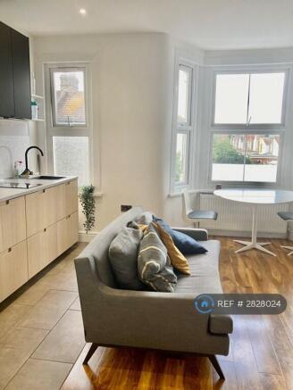 Kitchen & Lounge Dining