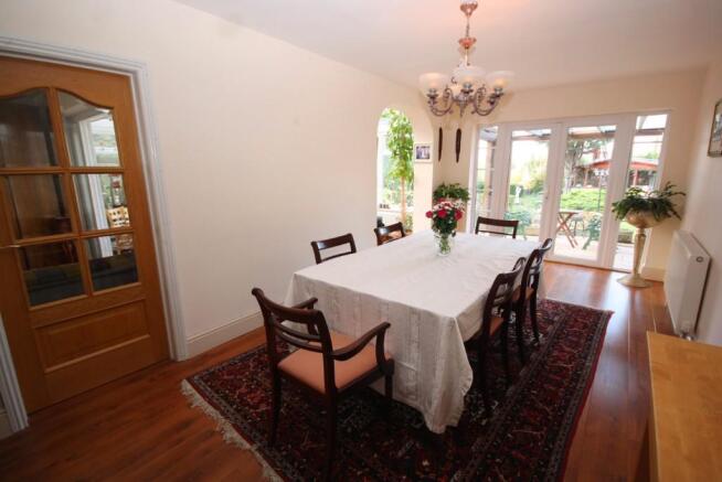 19' Dining Room 