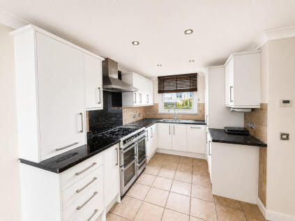 Cunningham Road, Tamerton Foliot