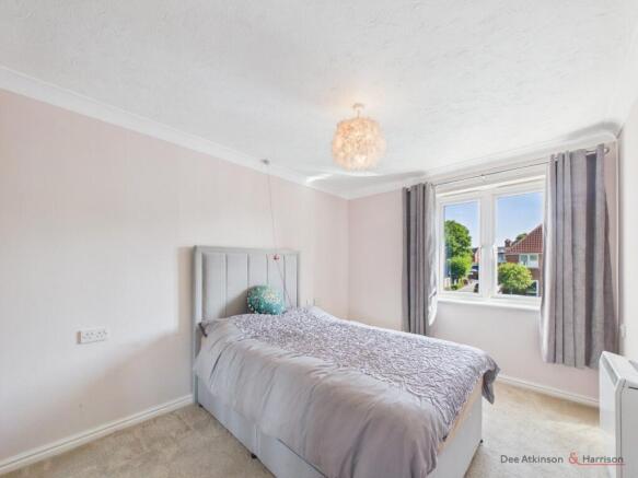 1 bed Sheltered Housing for sale Image 8