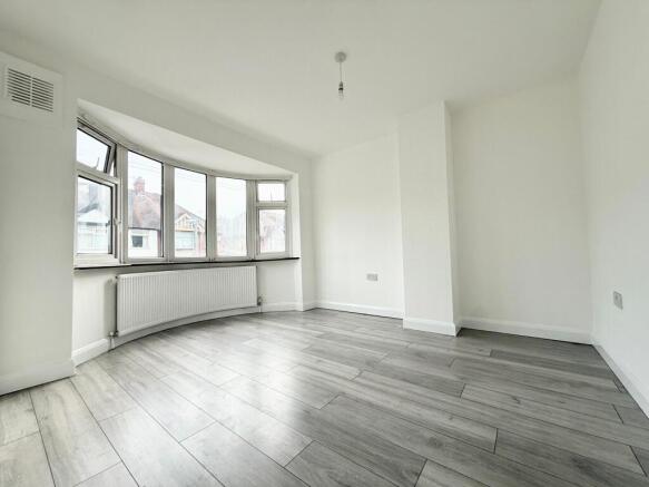 Chester Avenue, Luton, LU4 photo 3