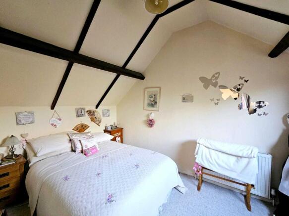 1 bed Cottage for sale Image 8