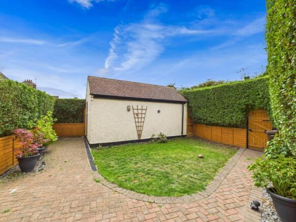 2 bed Terraced for sale Image 10