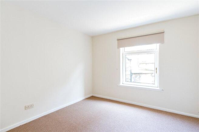 2 bed Flat to rent Image 4