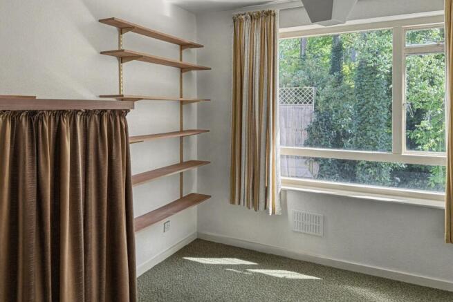 Flat 28 Lloyd Square, 16 Niall Close, Birmingham, West Midlands, B15 3LX