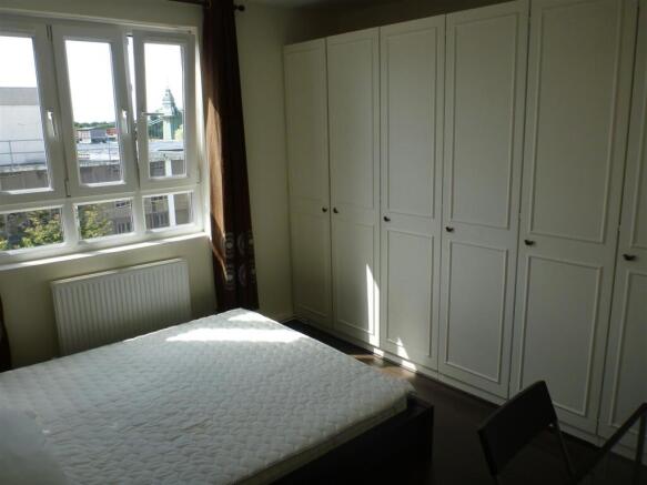 Bedroom2a.jpg