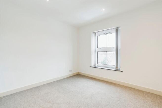 1 bed Flat for sale Image 8