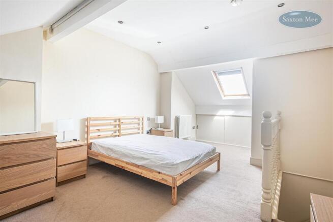 3 bed Terraced for sale Image 9