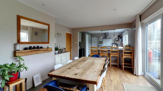 6. Dining Room 1