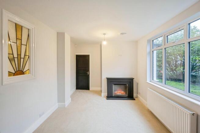 4 bed Semi-Detached for sale Image 12