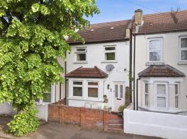 First Floor Flat 2, 69, Waverley Road, Walthamstow E17 3LG