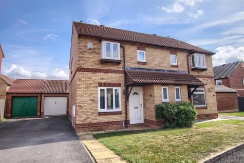 Holystone Drive, Ingleby Barwick