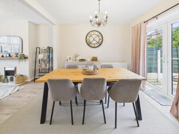 Living Room/Dining Room