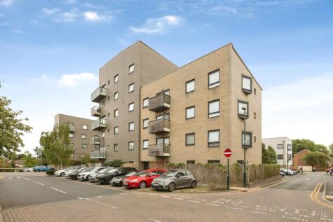 Baywillow Avenue, Carshalton, SM5