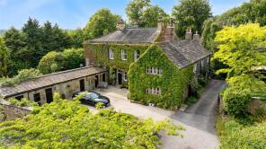 Spen Hall, Spen Lane, Gomersal, Cleckheaton BD19 4AB