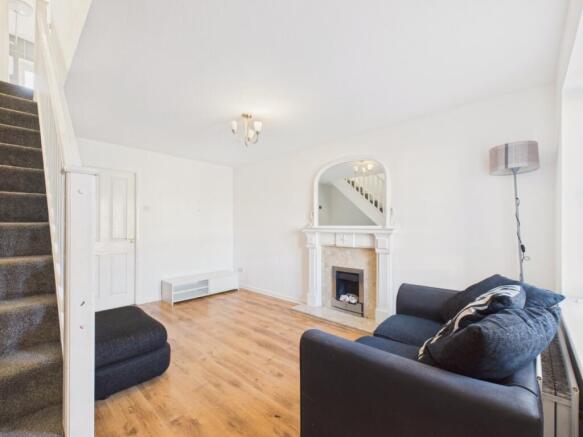 2 bed Terraced for sale Image 7