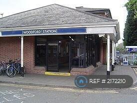 Woodford Tfl Tube Station 1 Min Walk Away