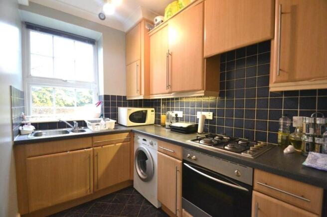 Kitchen 1.jpg