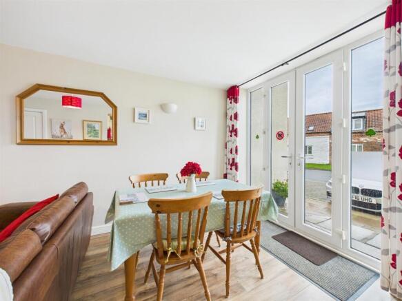 2 bed Terraced for sale Image 4