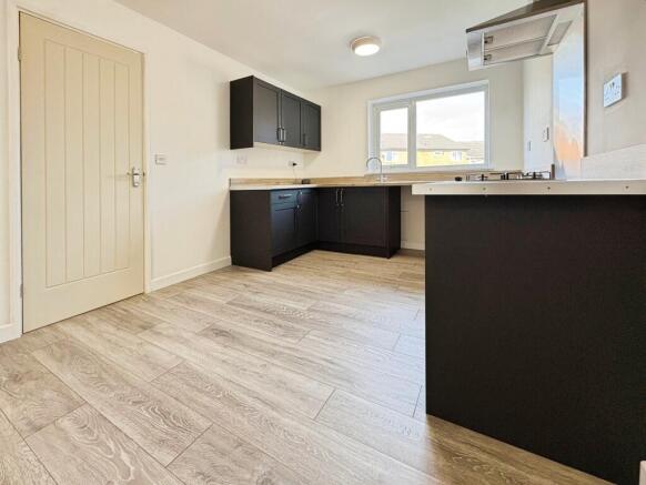 3 bed Terraced for sale Image 7