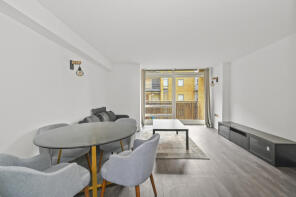 Flat 51, Gainsborough House, Cassilis Road, London E14 9LQ